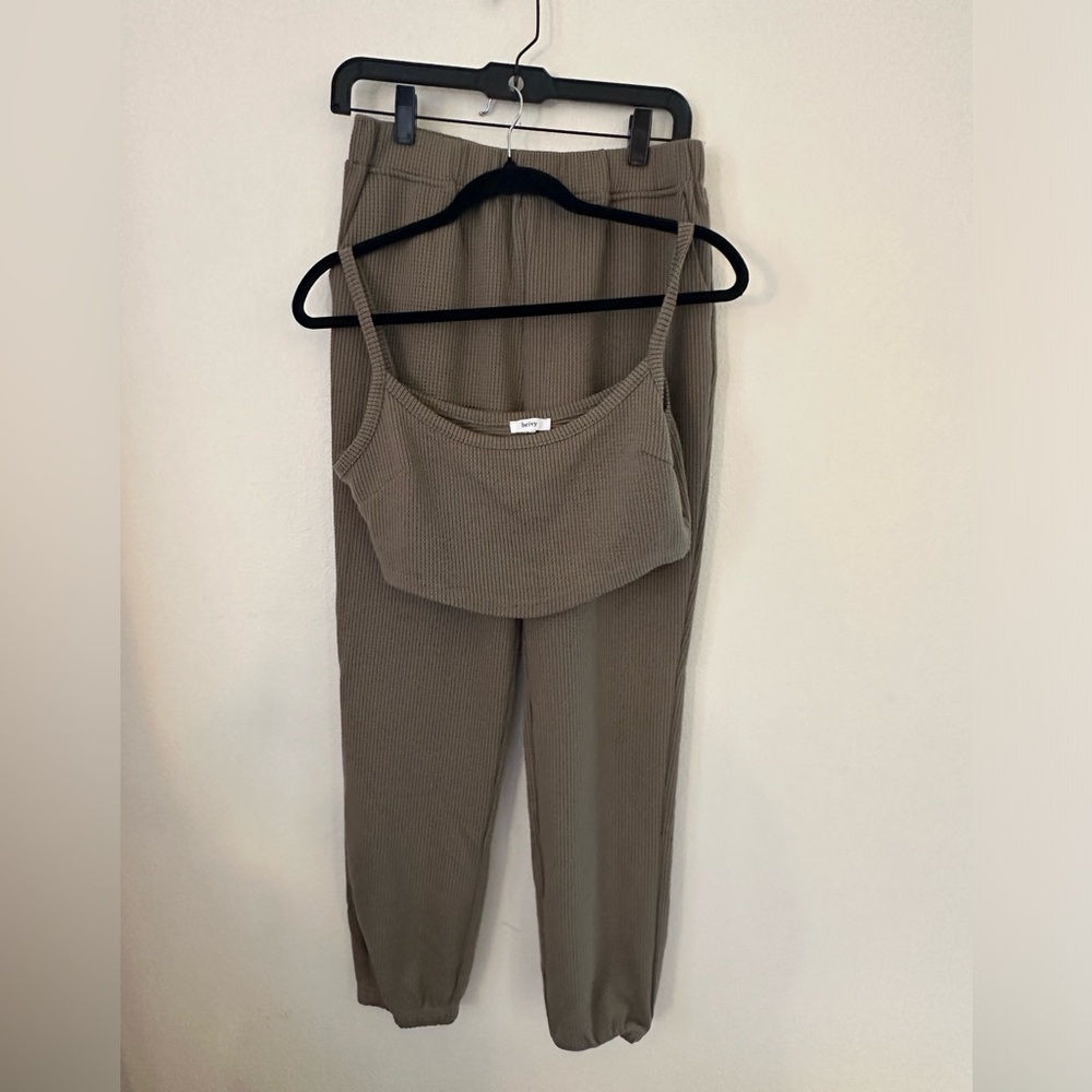 Green Sweatset